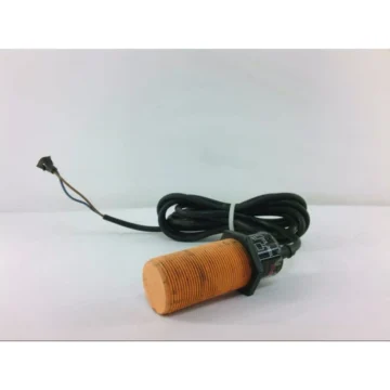 Бесконтактный выключатель 8036AC15NL2AAXX