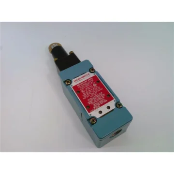 Ограничительный переключатель 105ML1-E1