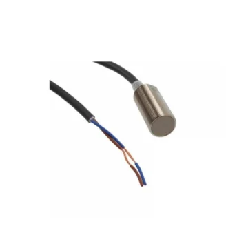 Датчик приближения E2EY-X8B1-M1J 0.3M