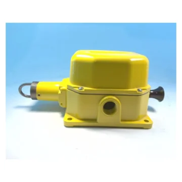 4945100