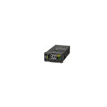 Температурный контроллер E5GC-QX1D6M-000