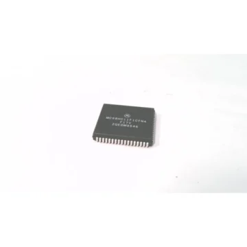 Микросхема микроконтроллера MC68HC11F1CFN4