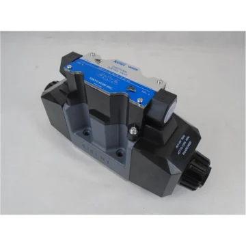Клапан управления направлением DG4V-5-3C-M-PL-B-6-50