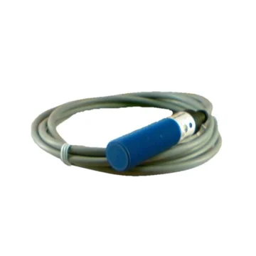 Датчик приближения CM18-08BPP-KW1