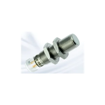 Индуктивный короткий бесконтактный выключатель B02122PCC5